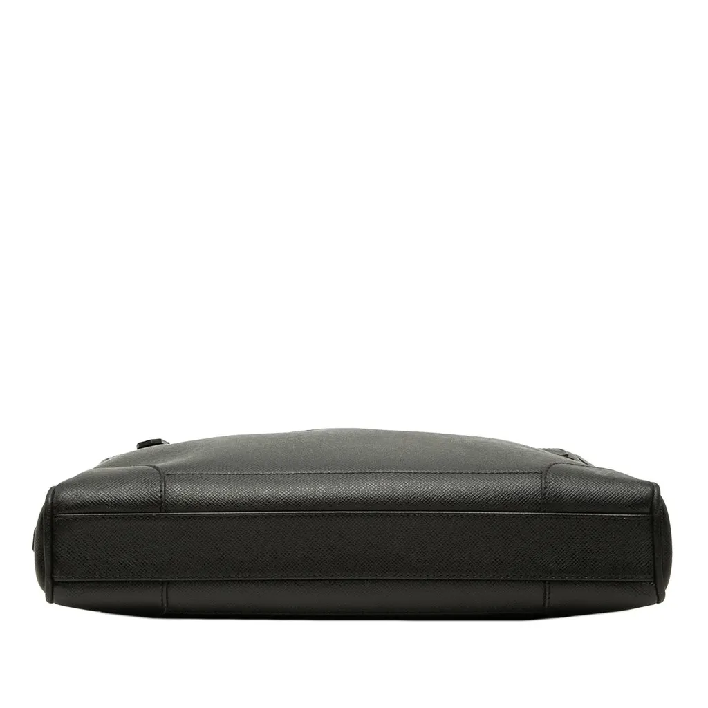 Louis Vuitton Taiga Igor Briefcase Black Leather Good - Inside View