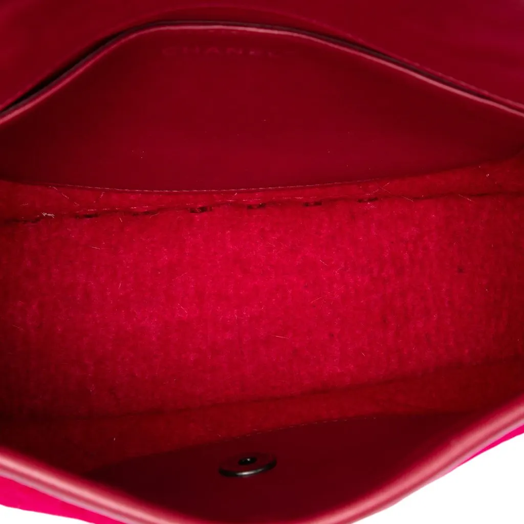 Chanel CC Quilted Wool Felt Whipstitch Fancy Flap Red Very good - Model View