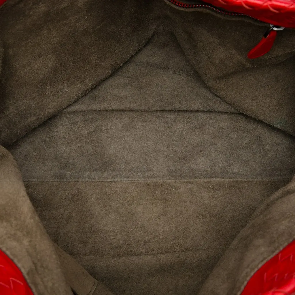 Bottega Veneta Medium Nappa Intrecciato Garda Tote Red Leather Very good - Model View