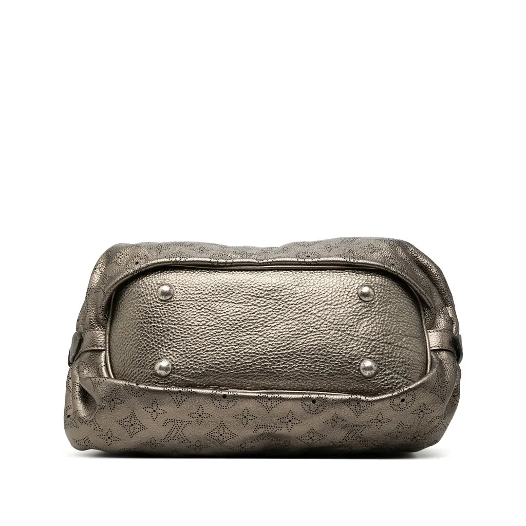 Louis Vuitton Monogram Mahina XS Silver Leather Very good - Inside View