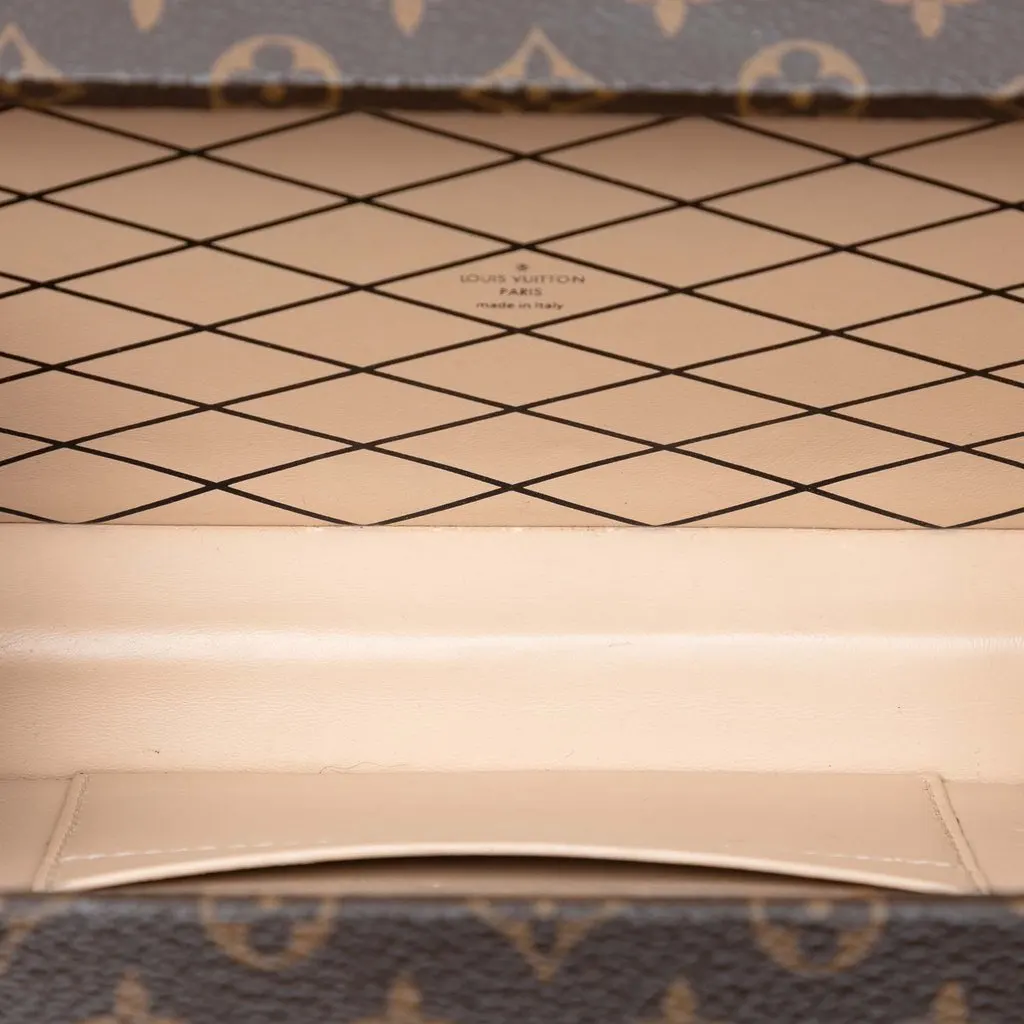 Louis Vuitton Monogram Petite Malle Brown Very good - Model View