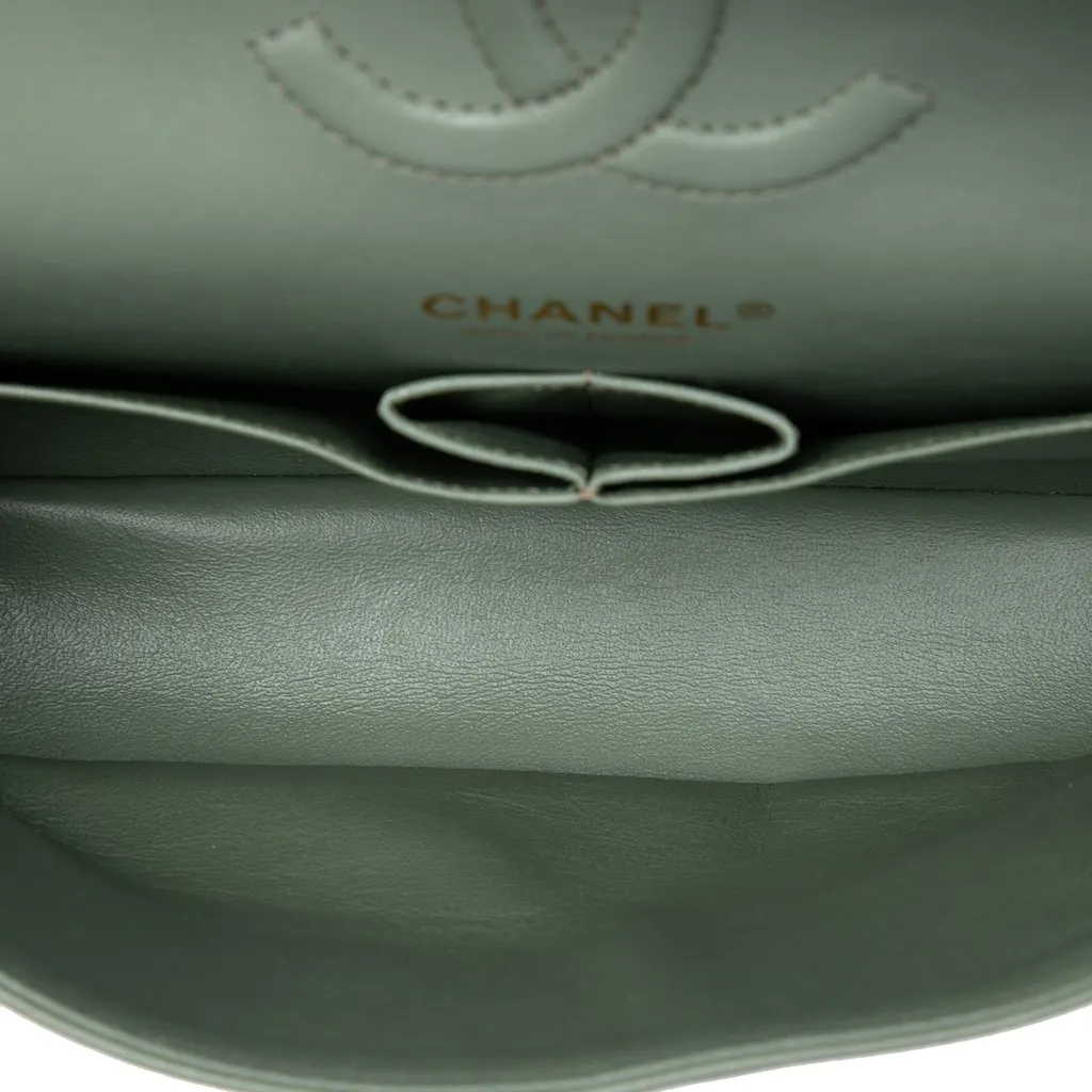 Chanel Medium Classic Lambskin Double Flap Green Leather Very good - Model View