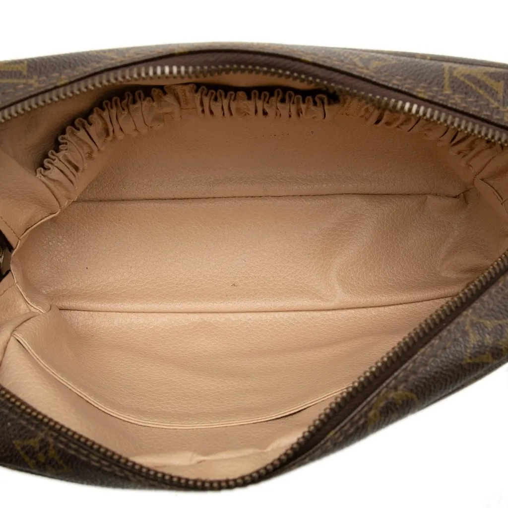 Louis Vuitton Monogram Trousse Toilette 23 Brown Very good - Model View
