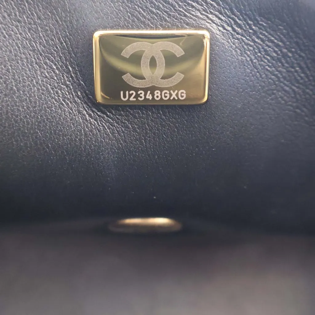 Chanel CC Quilted Lambskin Metal Twist Top Handle Flap Black Leather Very good - Box View