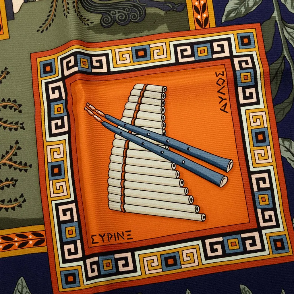 Hermès Musique des Dieux Silk Scarf 90 Green Very good - Model View