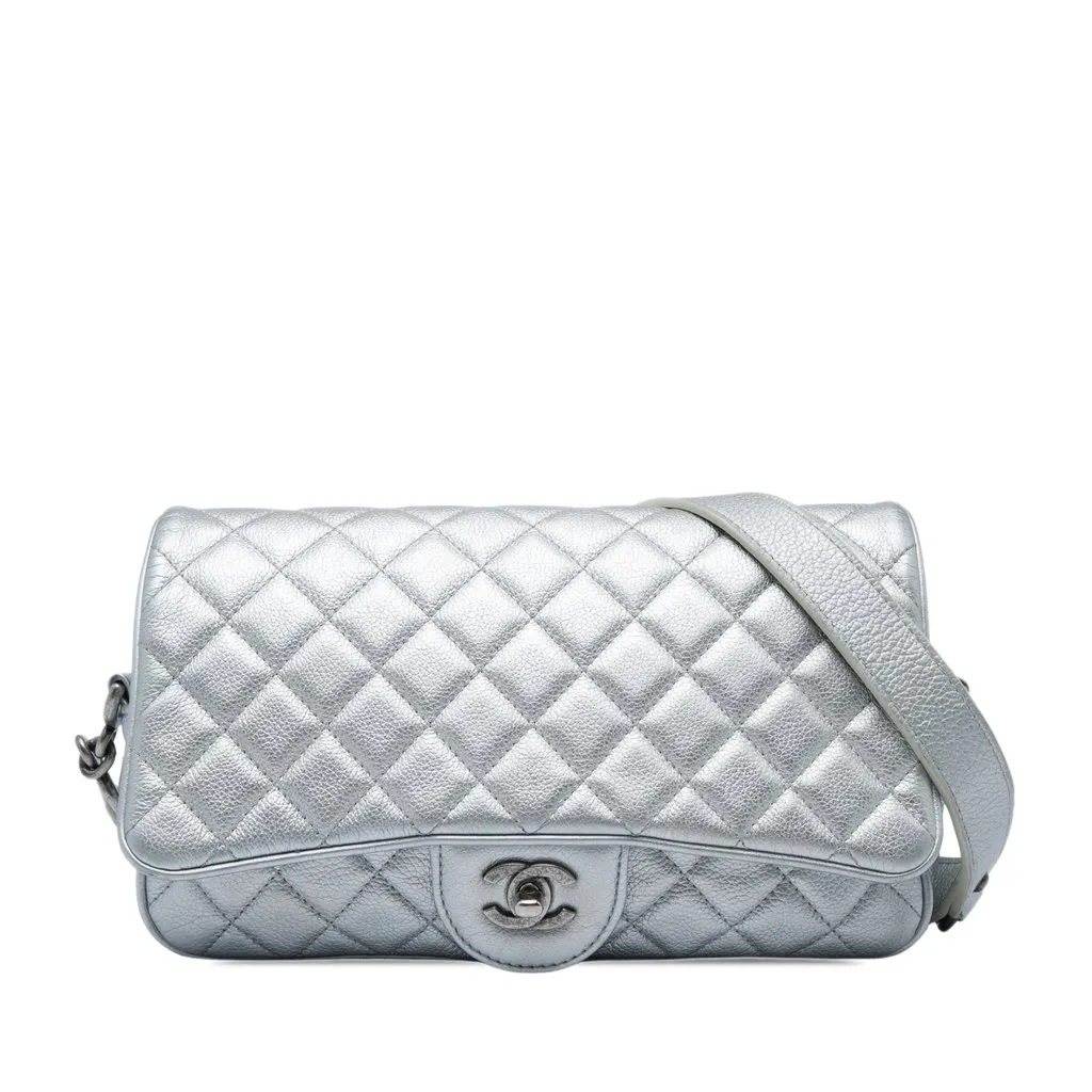 Chanel Medium Quilted Metallic Grained Calfskin Casual Rock Flap Silver Leather Good - Front View