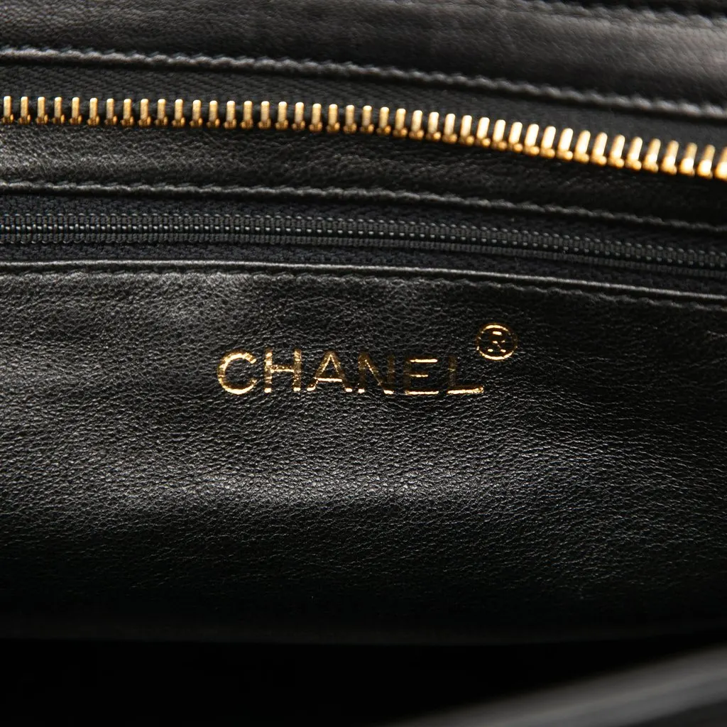 Chanel Quilted Lambskin Tote Black Leather Very good - Box View