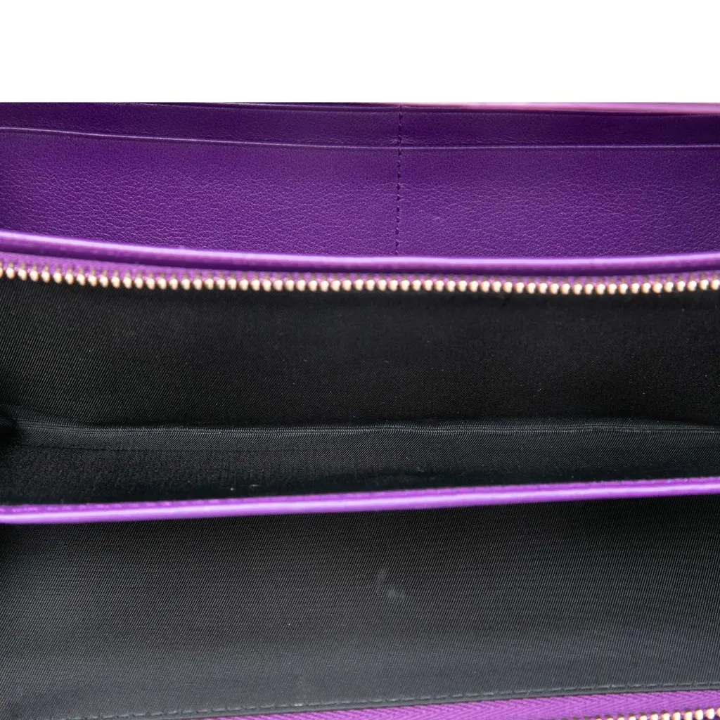 Dior Patent Cannage Lady Dior Wallet On Chain Purple Leather Very good - Model View