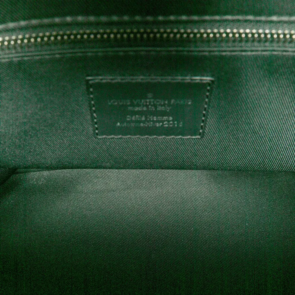 Louis Vuitton Monogram Eclipse Voyager MM Black Canvas Very good - Model View