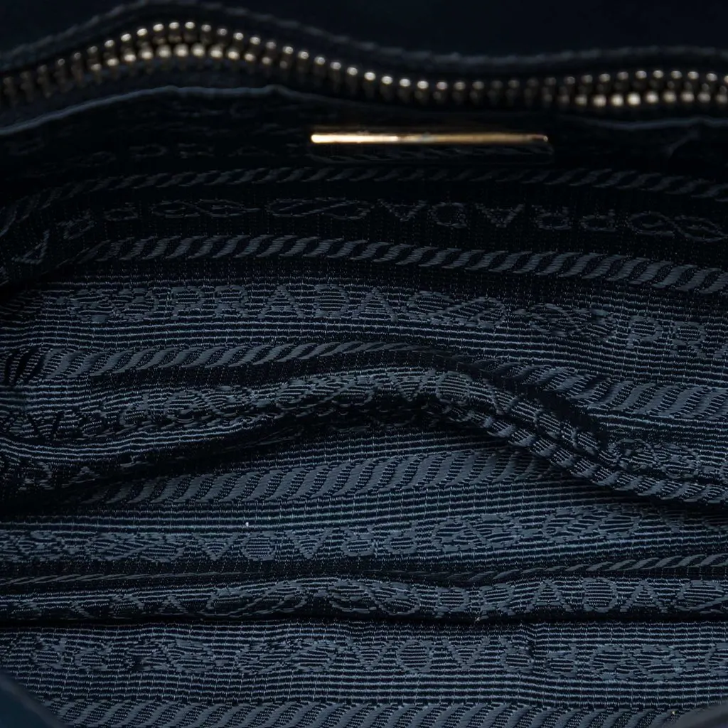 Prada Impuntu Tessuto Crossbody Blue Polyamide Very good - Model View