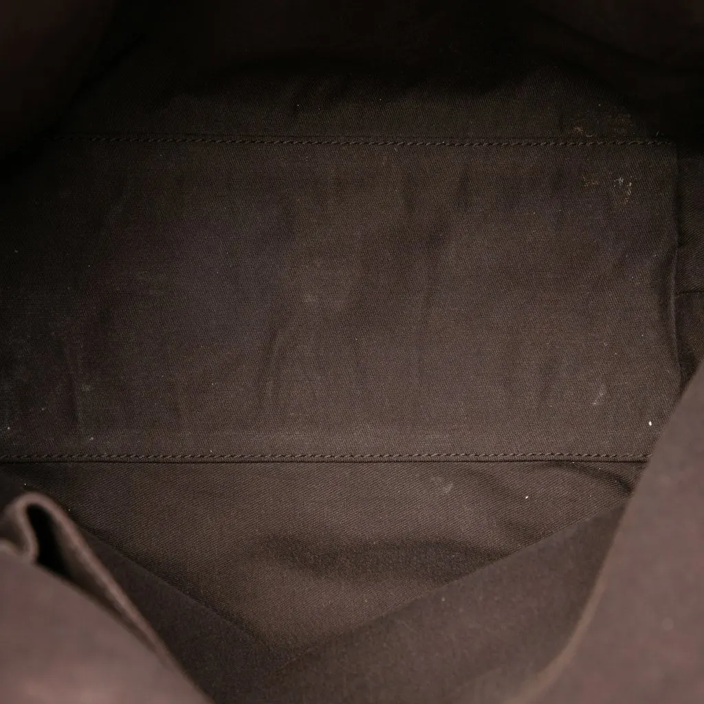Gucci GG Canvas Princy Tote Beige Canvas Very good - Model View