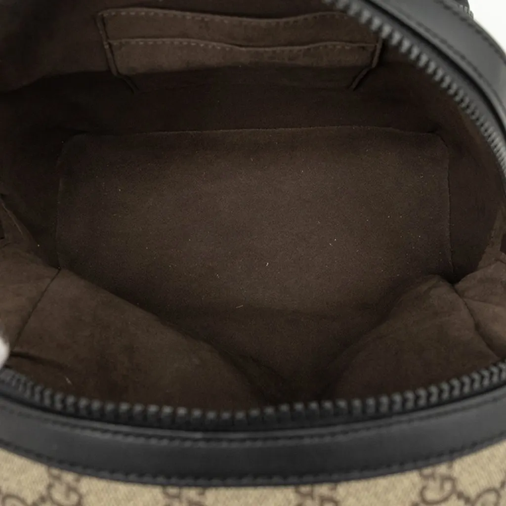 Gucci Small GG Supreme Eden Day Backpack Beige Canvas Very good - Model View