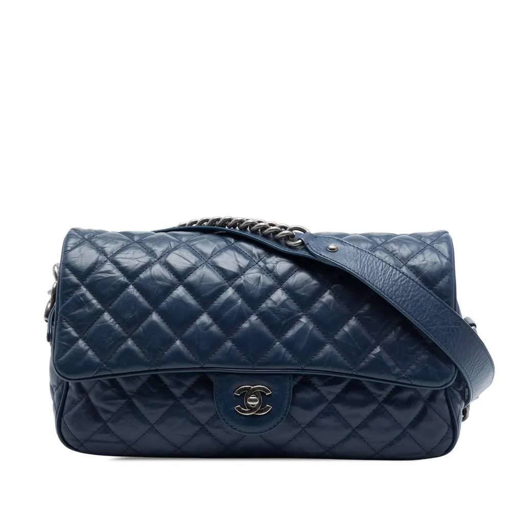 Chanel Medium Quilted Crumpled Calfskin Airlines Casual Rock Flap Blue Leather Very good - Front View