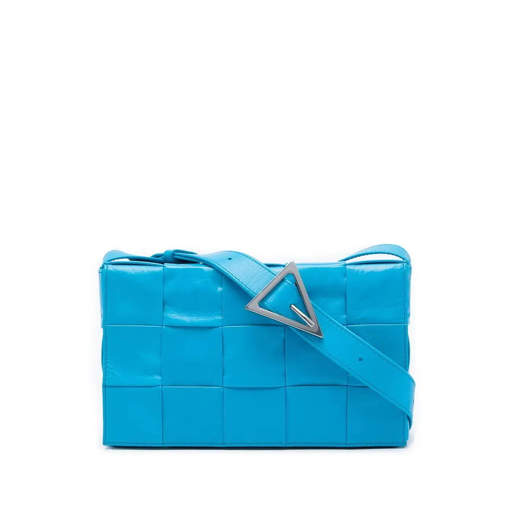 Bottega Veneta Paper Calfskin Intrecciato Cassette Crossbody Blue Leather Very good - Front View