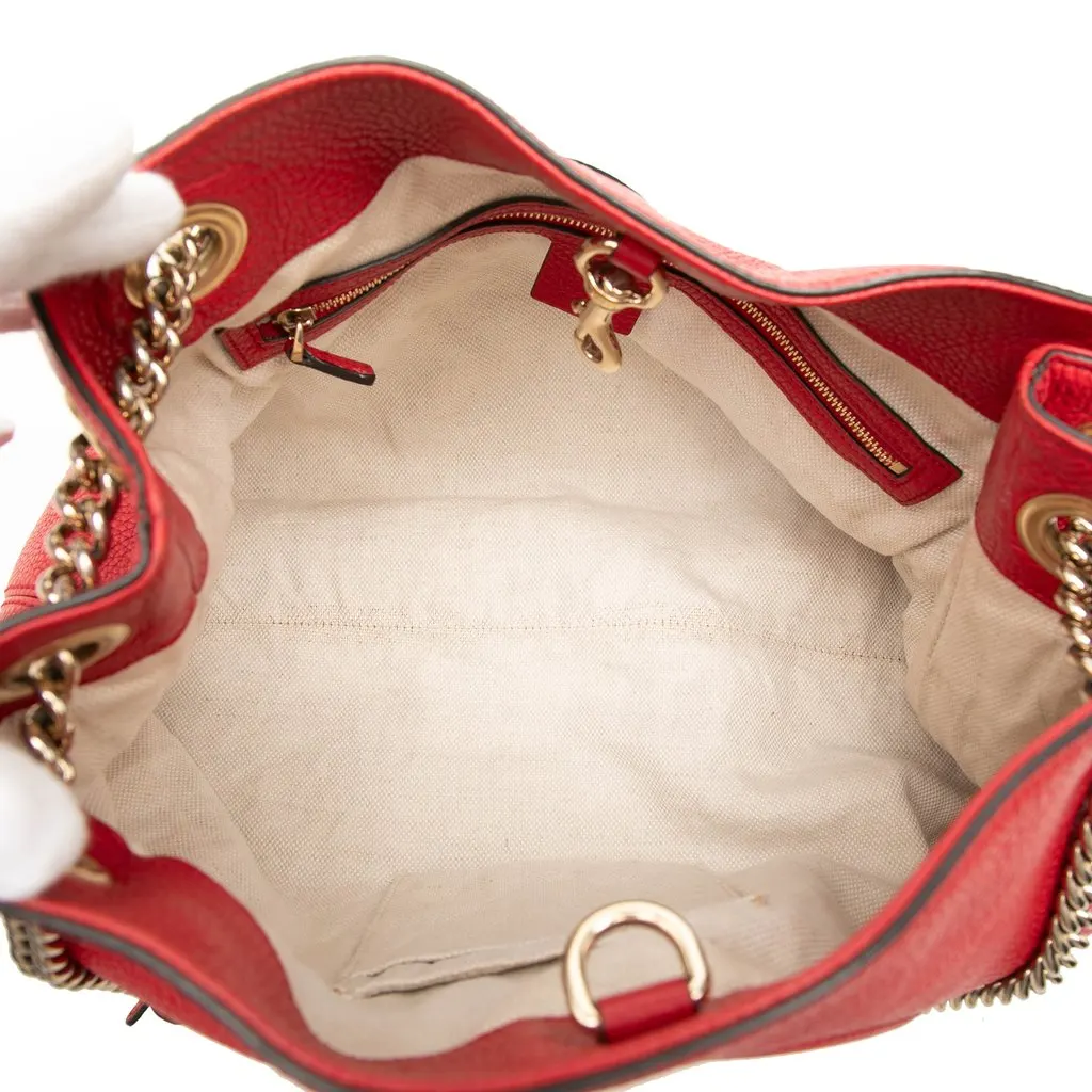 Gucci Medium Calfskin Soho Chain Tote Red Leather Very good - Model View