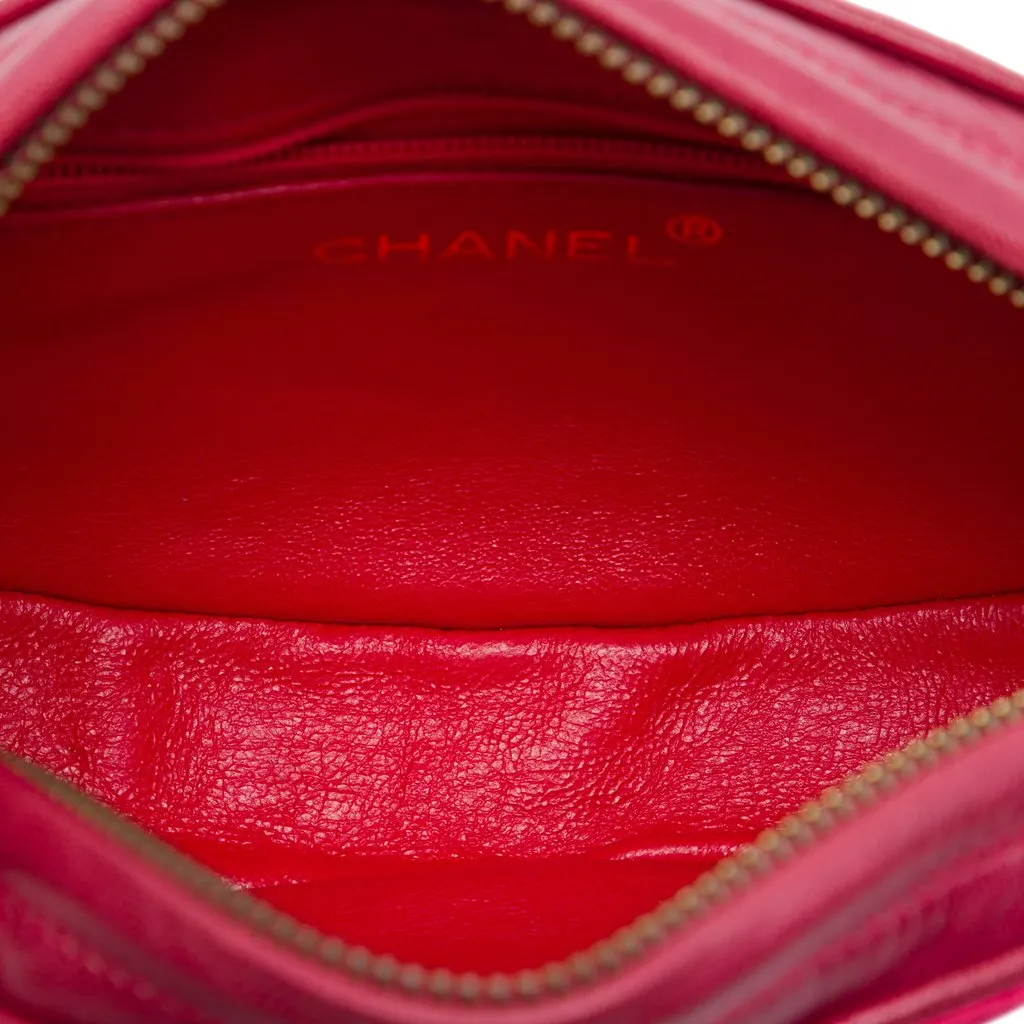 Chanel CC Embellished Suede Tassel Oval Crossbody Red Leather Very good - Model View