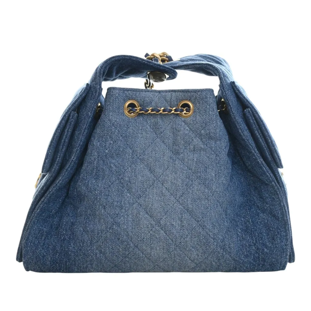 Chanel Small Quilted Washed Denim Chanel 25 Hobo Blue Very good - Model View