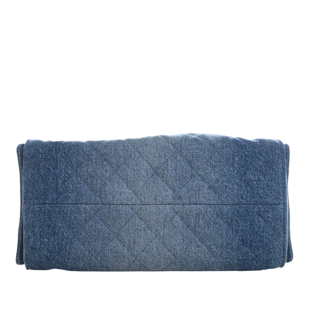 Chanel Small Quilted Washed Denim Chanel 25 Hobo Blue Very good - Box View