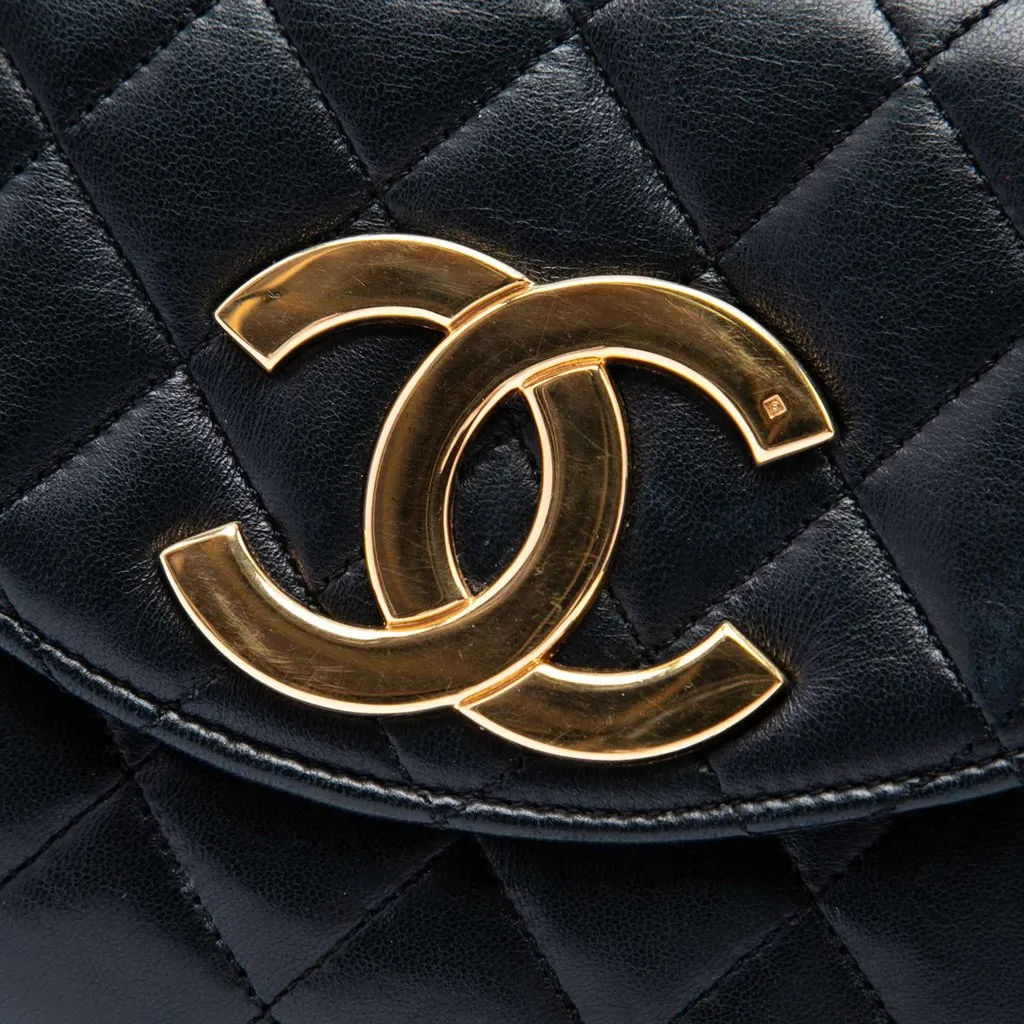 Chanel XL CC Quilted Lambskin Round Flap Black Leather Very good - Box View