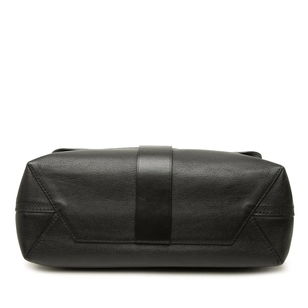 Louis Vuitton Monogram Very One Handle Black Leather Good - Inside View