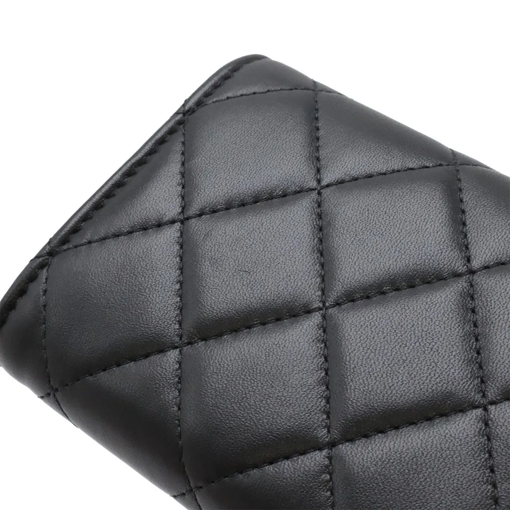 Chanel CC Quilted Lambskin Coin Purse With Chain Black Leather Very good - Model View