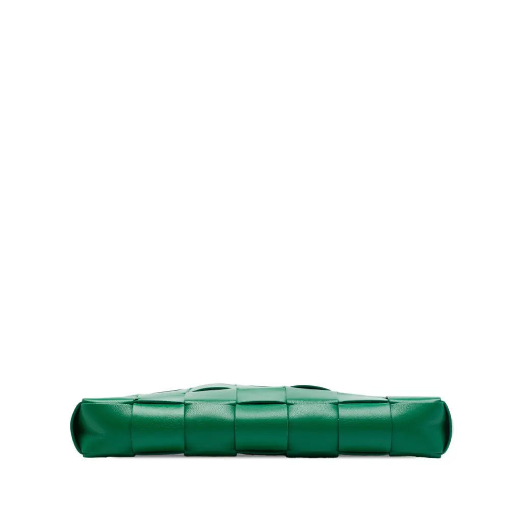 Bottega Veneta Lambskin Maxi Intrecciato The Snap Clutch Green Leather Very good - Inside View