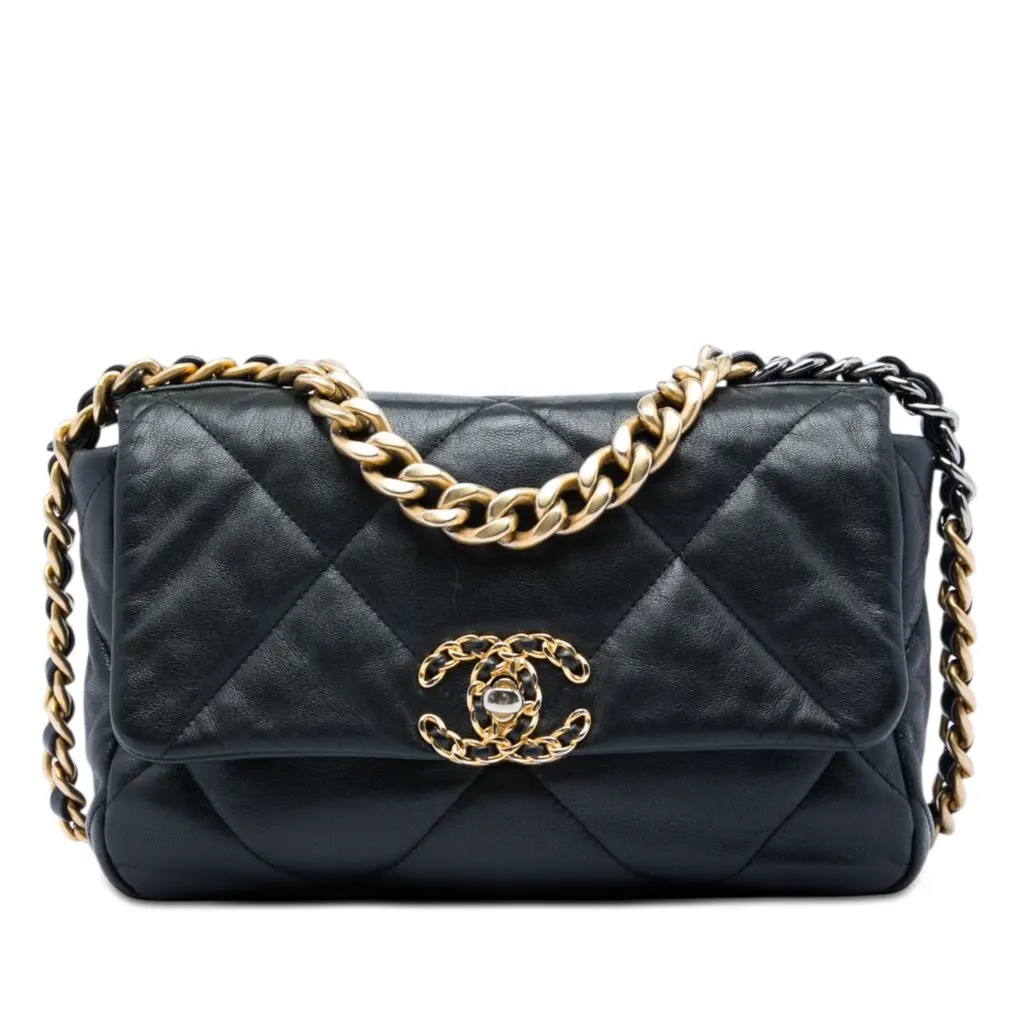 Chanel Medium Lambskin 19 Flap Black Leather Very good - Front View