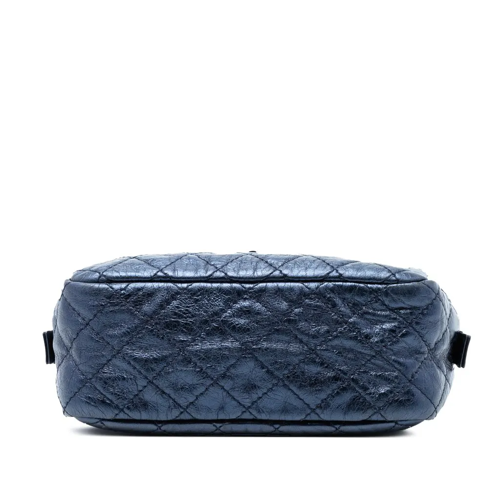 Chanel Small Metallic Quilted Aged Calfskin Reissue Camera Bag Blue Leather Very good - Inside View