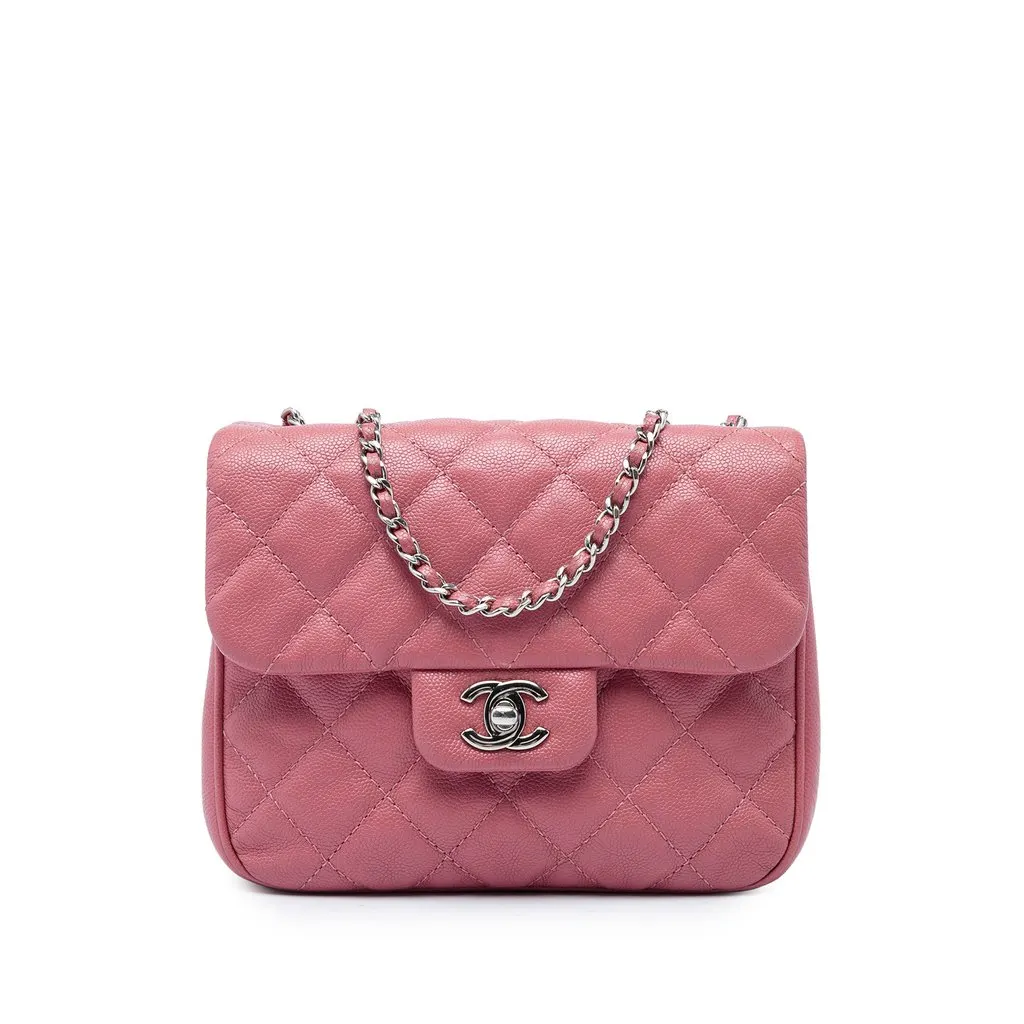 Chanel Small Quilted Caviar Urban Companion Flap Pink Leather Very good - Front View