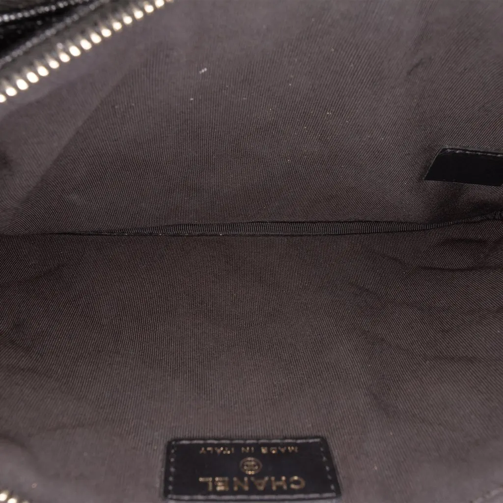 Chanel CC Quilted Caviar Multi Zip Pouch Black Leather Very good - Model View