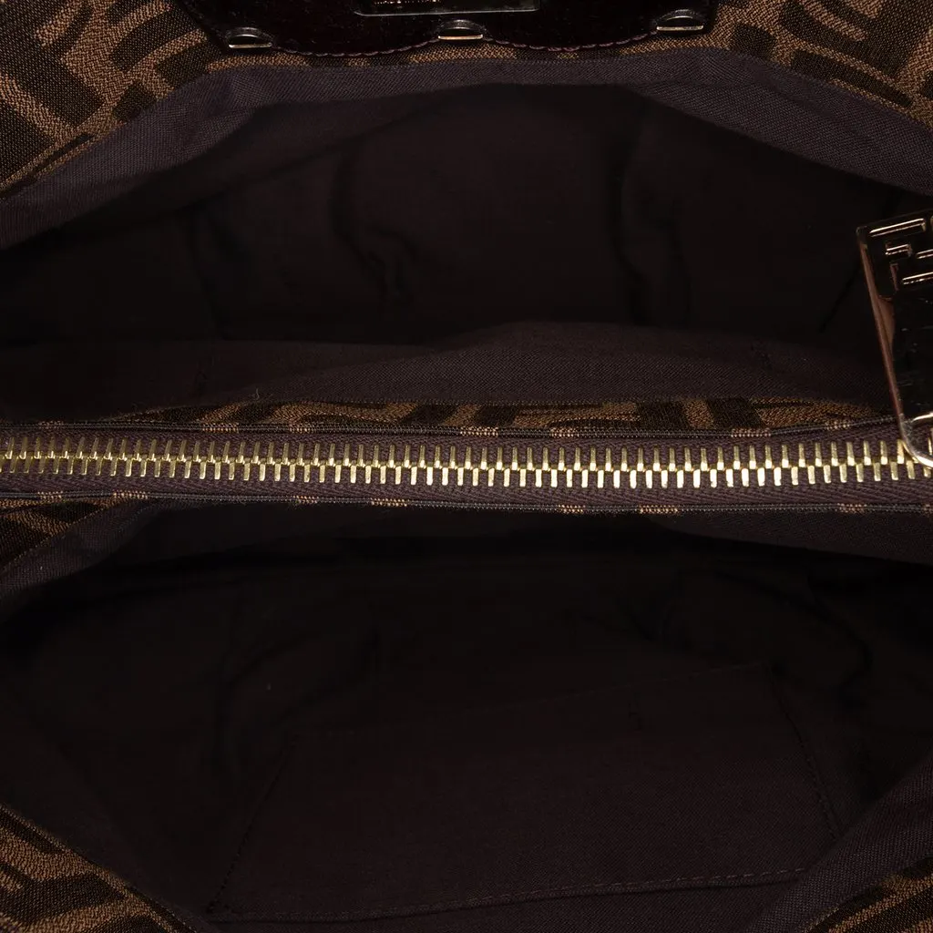 Fendi Small Zucca Canvas Mia Chain Tote Brown Very good - Model View