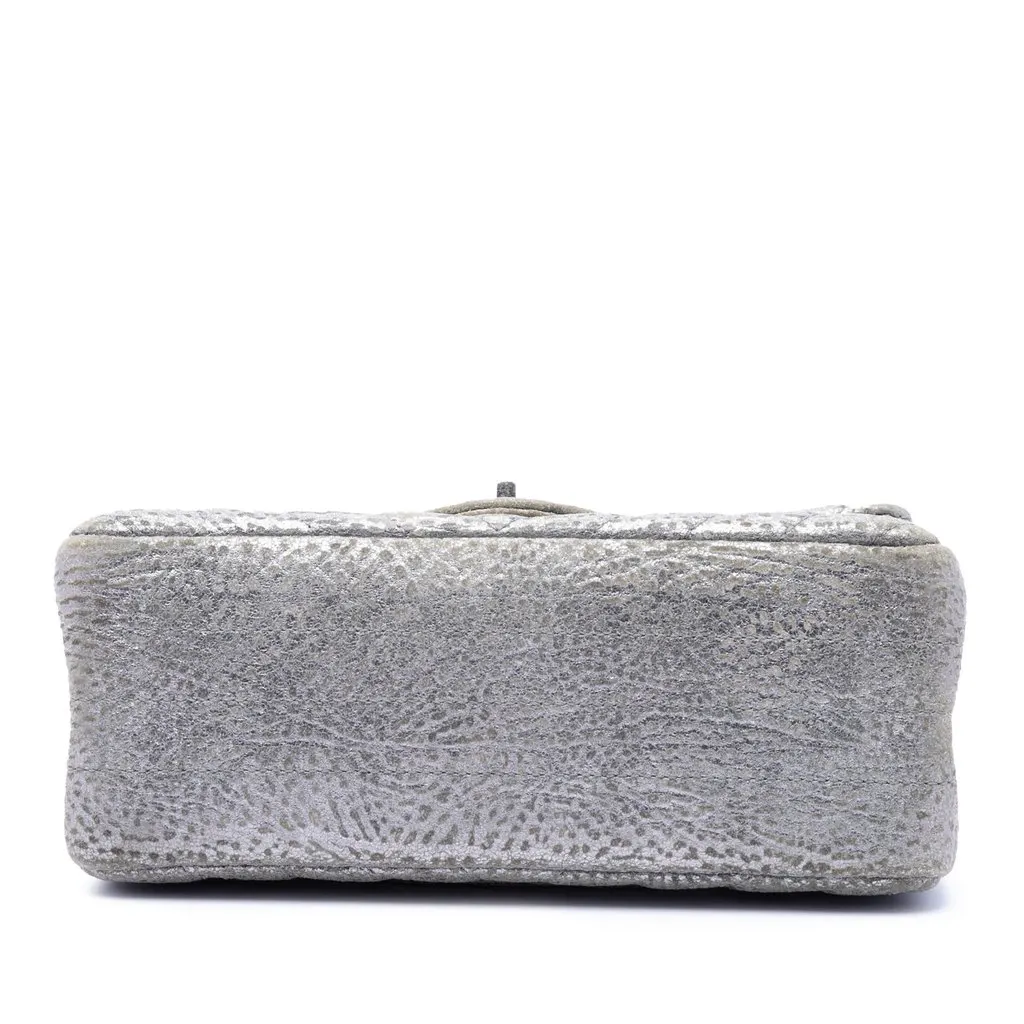 Chanel Chevron Metallic Textured Calfskin Reissue 2.55 Double Flap 224 Silver Leather Very good - Inside View