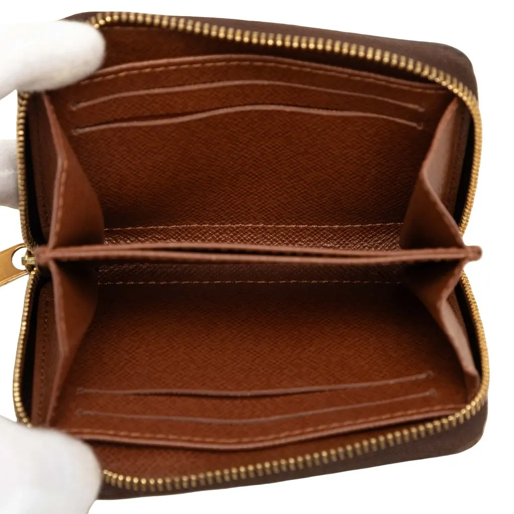 Louis Vuitton Monogram Zippy Coin Purse Brown Canvas Good - Model View
