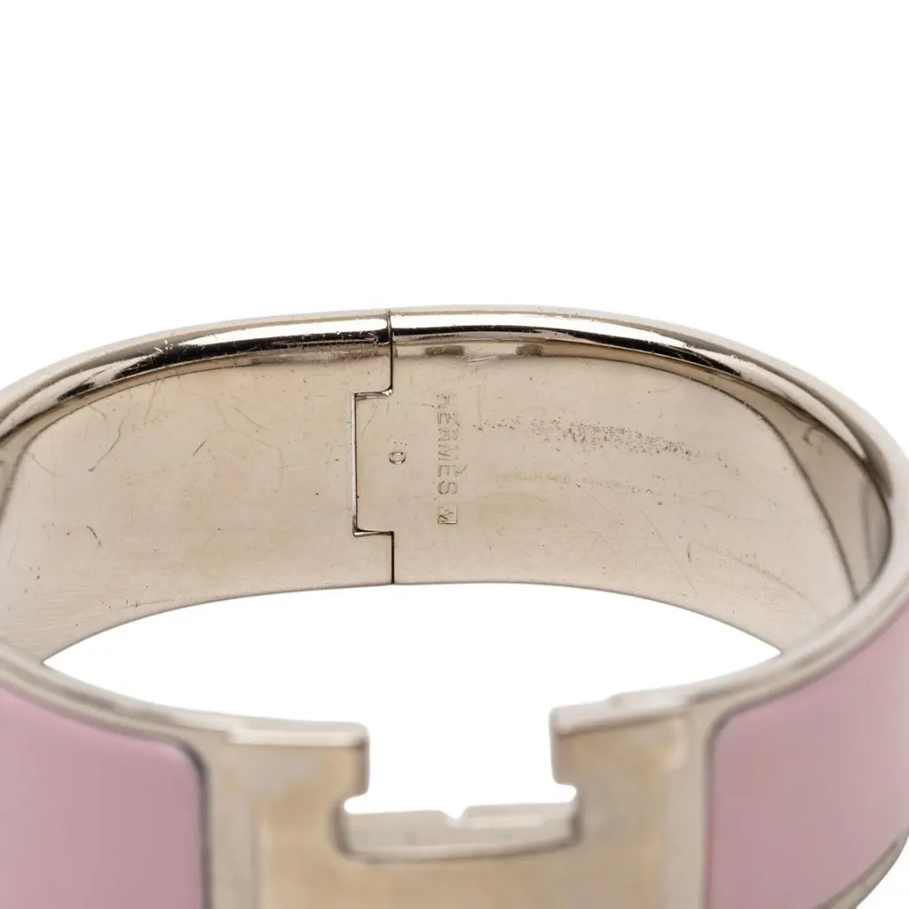Hermès Wide Enamel Clic Clac H Bracelet GM Pink Enamel Very good - Model View