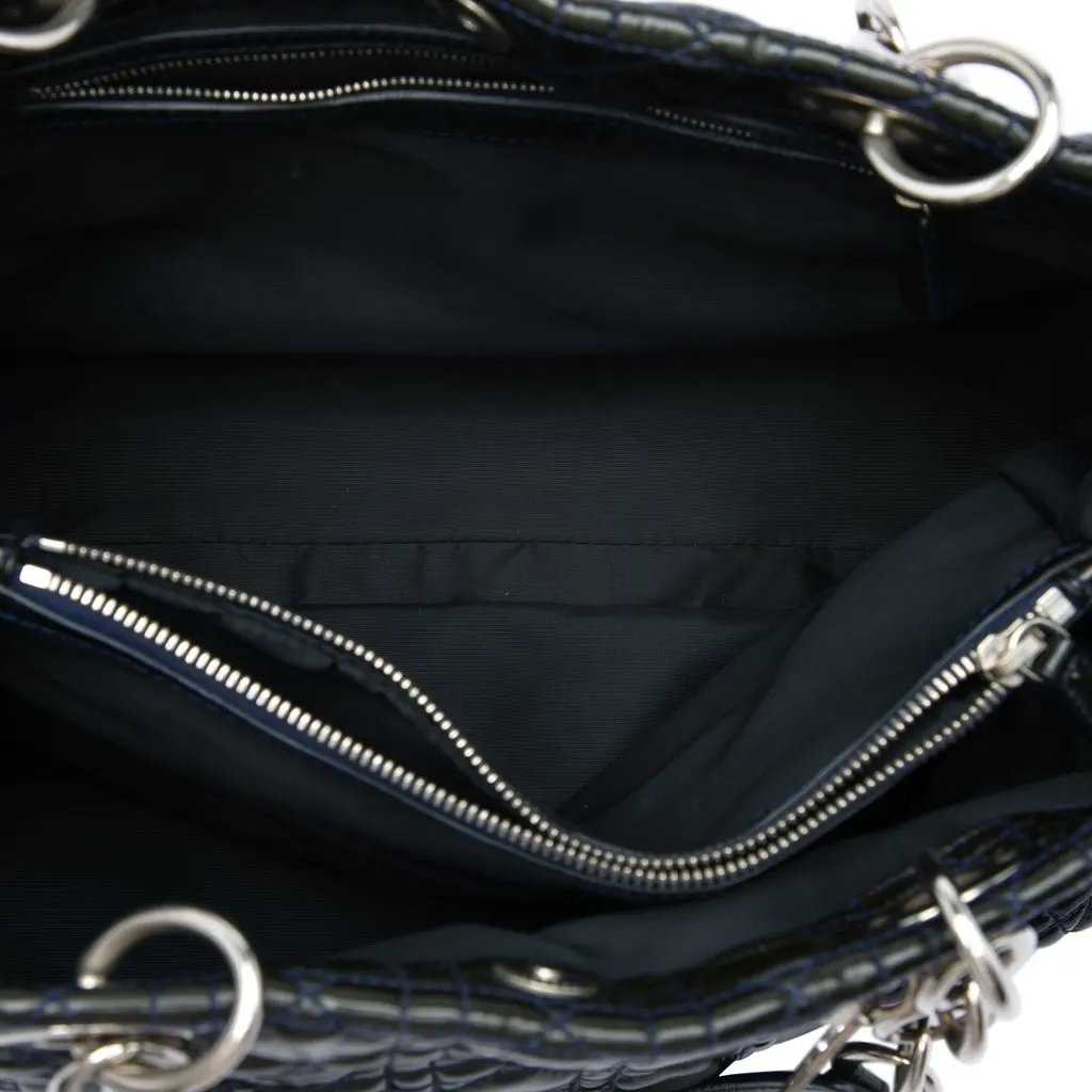 Dior Large Patent Cannage Lady Dior Soft Shopping Tote Blue Leather Very good - Model View