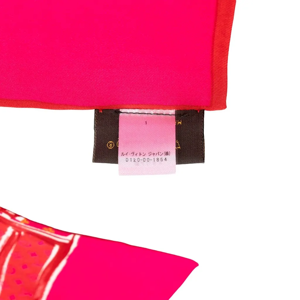 Louis Vuitton Monogram Trunks and Bags Bandeau Silk Scarf Pink Silk Very good - Model View