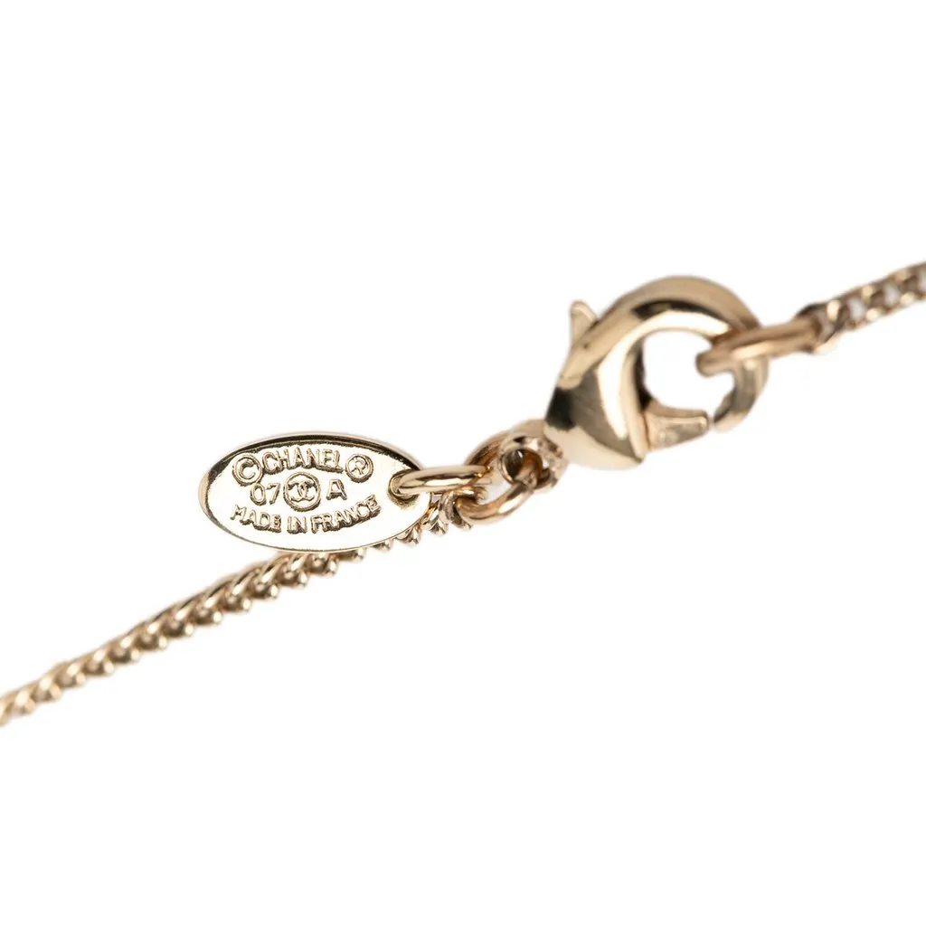 Chanel CC Gold Plated and Enamel Strass Faux Pearl Clover Pendant Necklace Gold Metal Very good - Model View