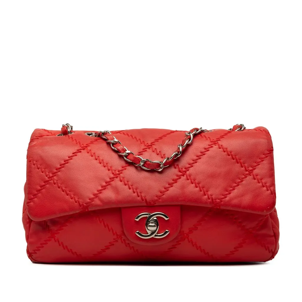 Chanel CC Quilted Lambskin Ultimate Stitch Flap Red Leather Good - Front View