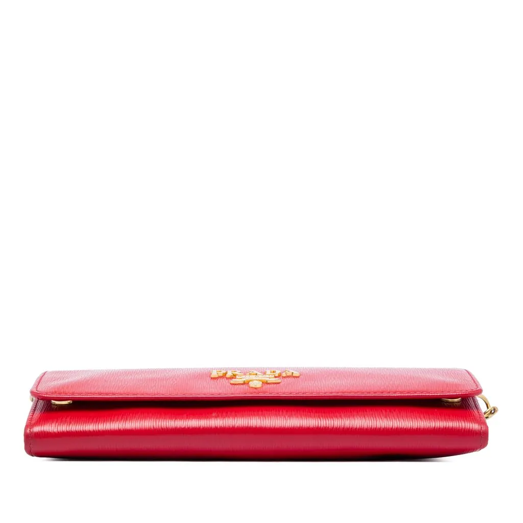 Prada Vitello Move Wallet on Chain Red Leather Very good - Inside View