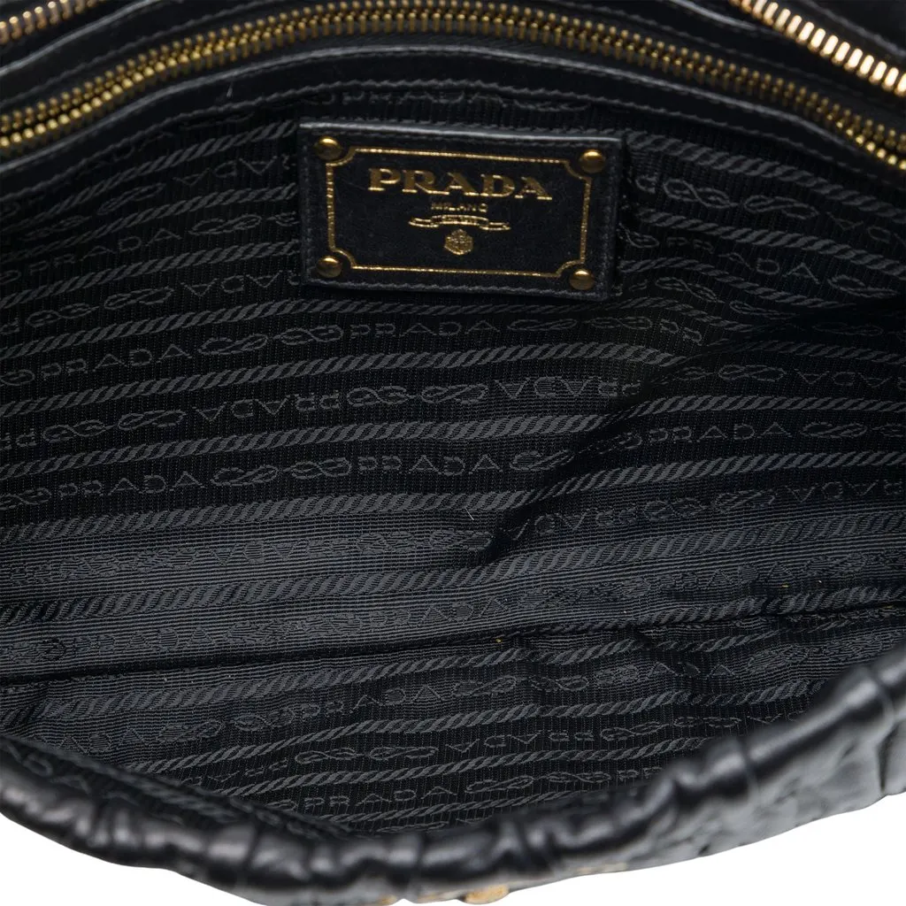 Prada Nappa Gaufre Clutch Black Leather Very good - Model View