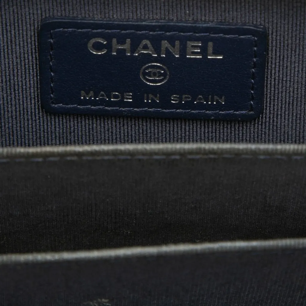 Chanel CC Quilted Caviar Zip Coin Purse Blue Leather Very good - Box View