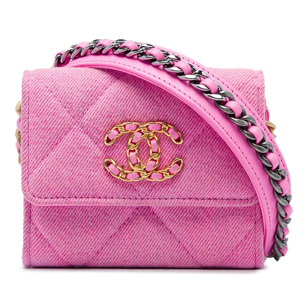 Chanel Quilted Denim 19 Flap Coin Purse With Chain Pink Denim Very good - Front View