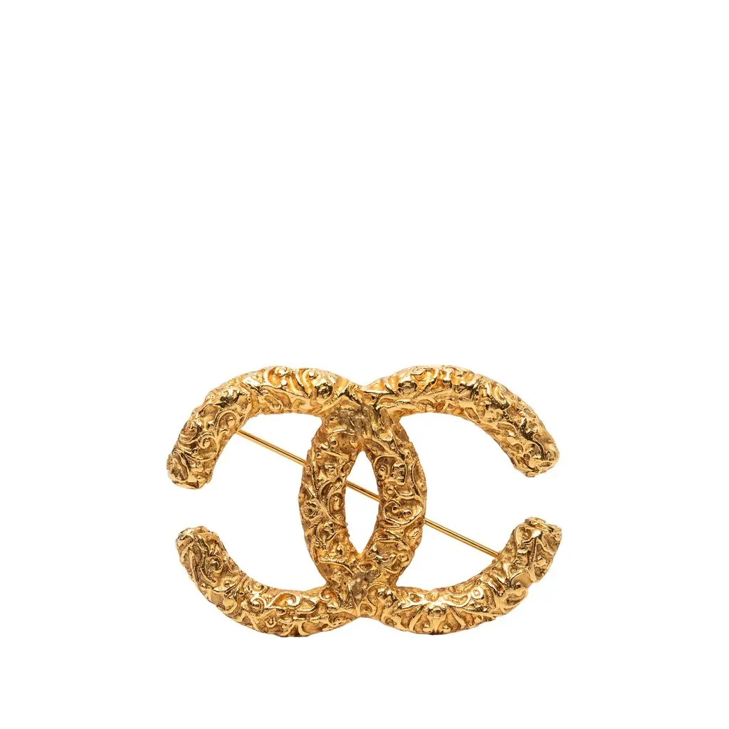 Chanel CC Gold Plated Baroque Embossed Brooch Gold Metal Very good - Front View