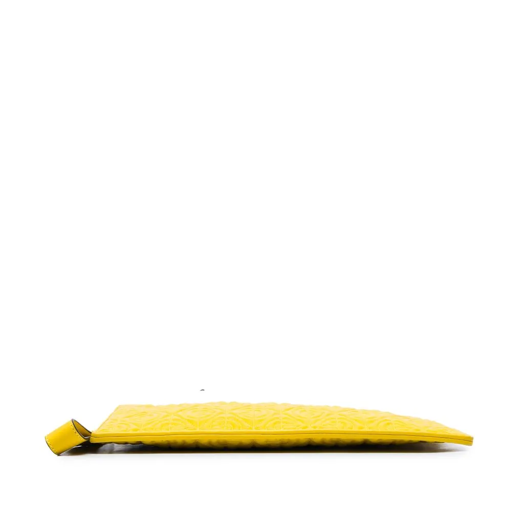 Gucci Quilted Calfskin G Rhombus Zip Clutch Yellow Leather Very good - Inside View