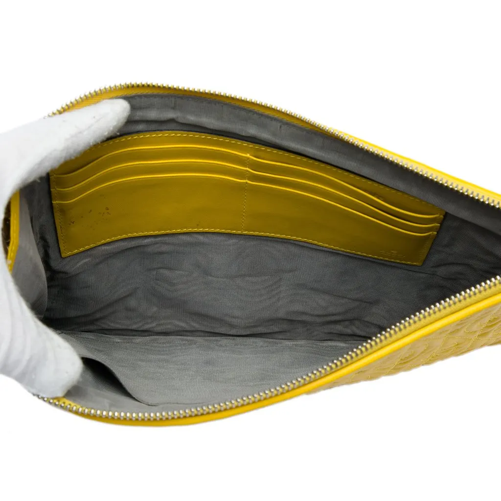 Gucci Quilted Calfskin G Rhombus Zip Clutch Yellow Leather Very good - Model View