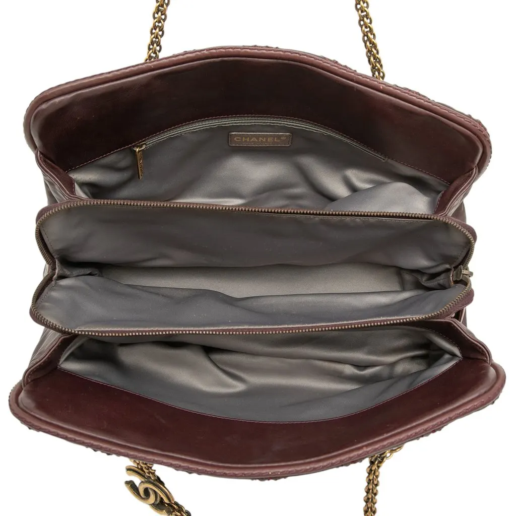 Chanel Quilted Calfskin Triptych Shoulder Bag Red Leather Good - Model View