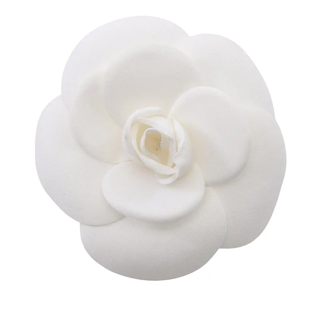 Chanel Canvas Camellia Brooch White Very good - Front View