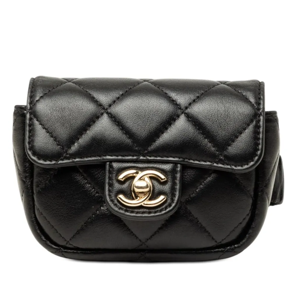 Chanel CC مبطّنة جلد الحمل بغطاء Arm Coin Purse