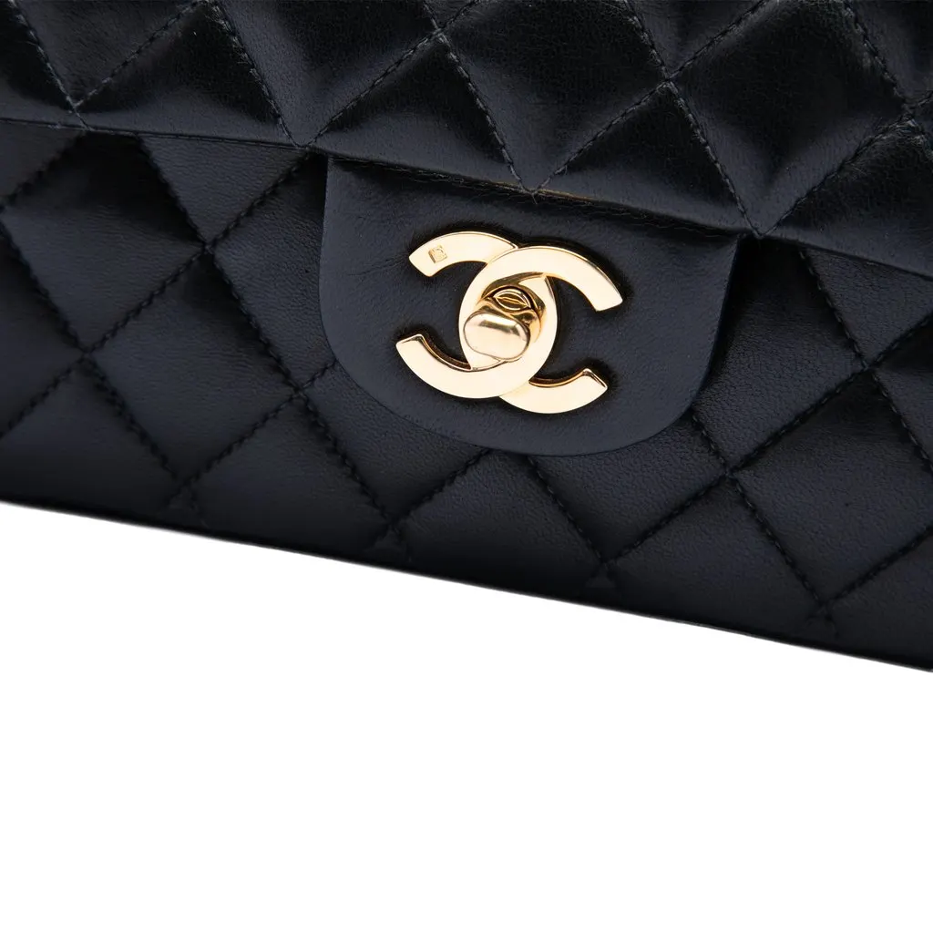 Chanel Medium Classic Lambskin Double Flap Black Leather Very good - Box View