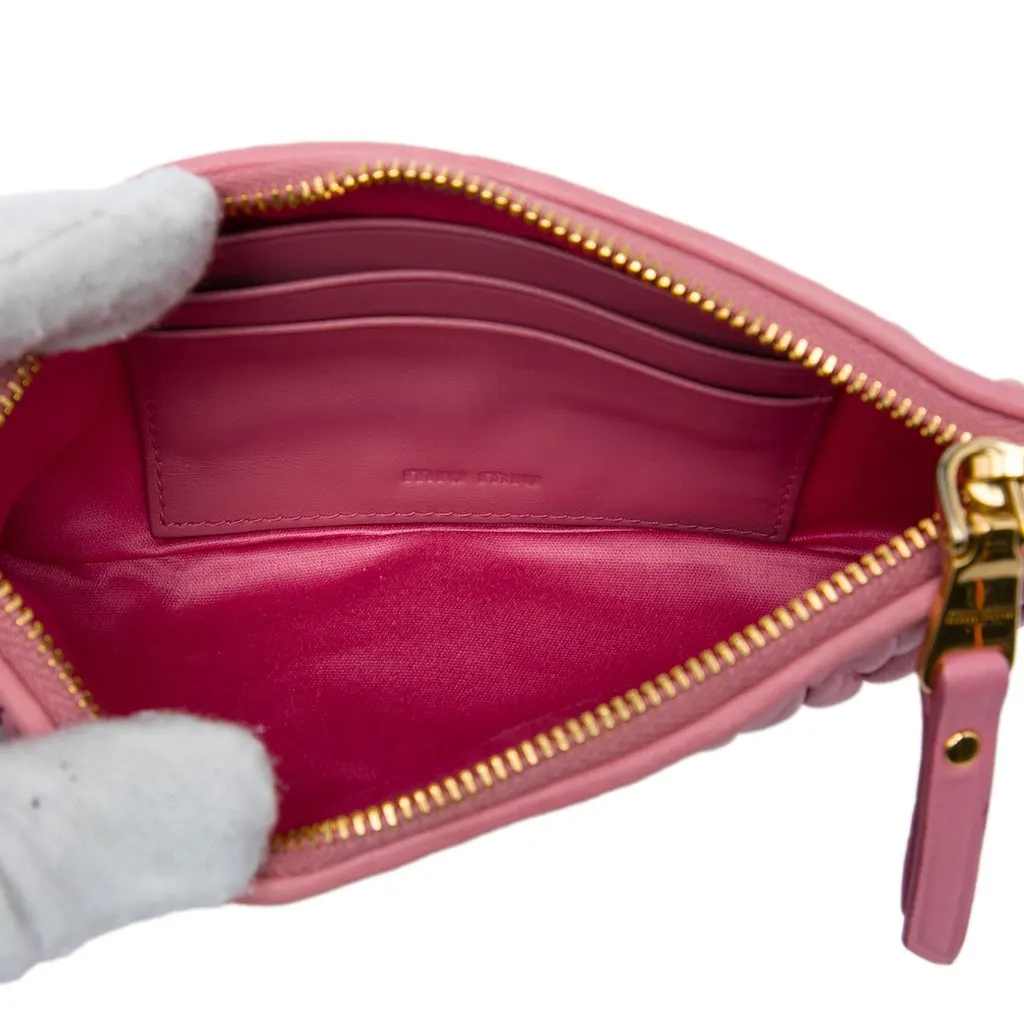 Miu Miu Matelasse Nappa Clutch Pink Leather Very good - Model View
